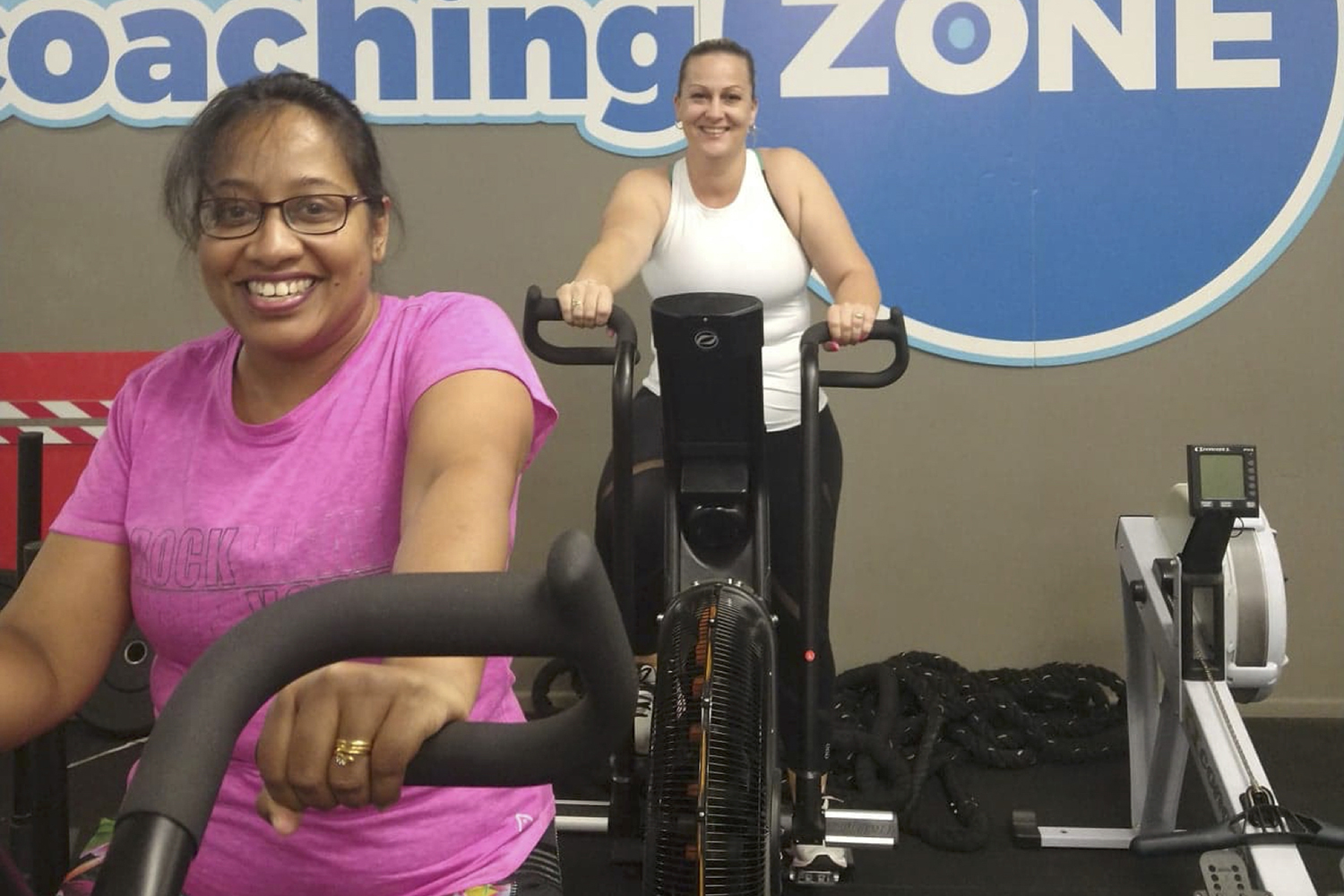 Fitness friends and neighbours – Annet & Nishani
