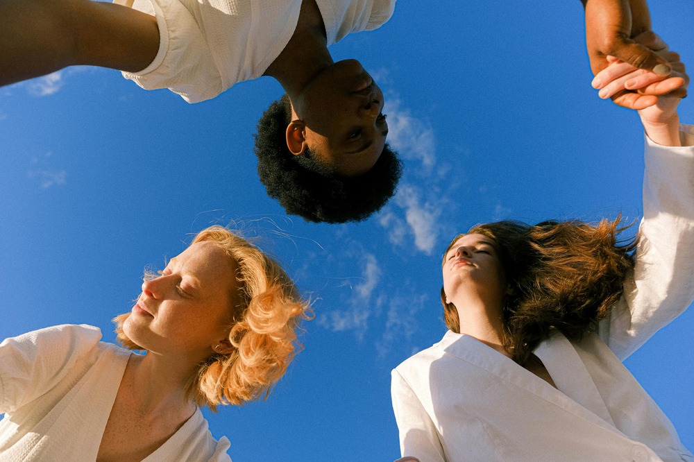 Your friends will know when you’re ready for a relationship, study finds