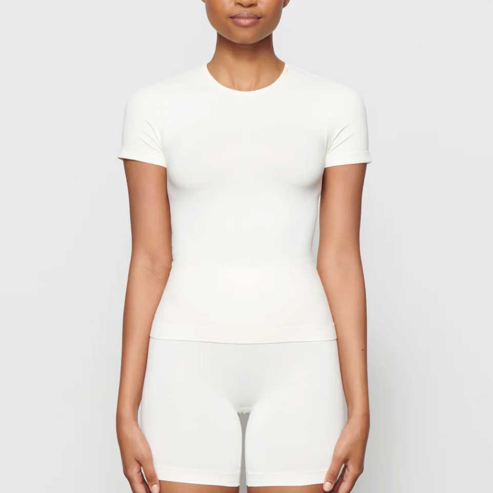 Skims Soft Smoothing Seamless T-Shirt