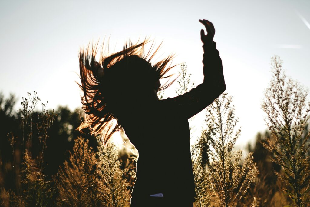 woman-dancing